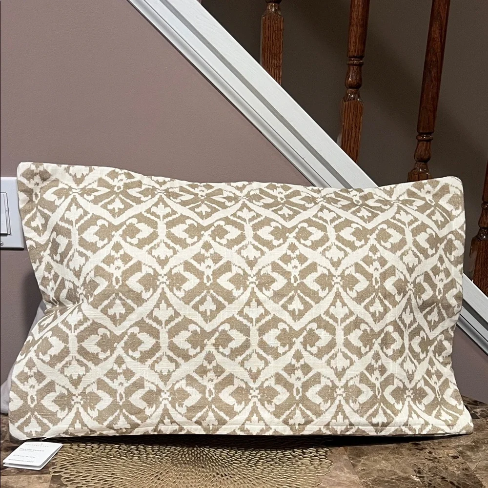 Pottery Barn Tan and Cream Patterned Pillow Cover, 16x26”